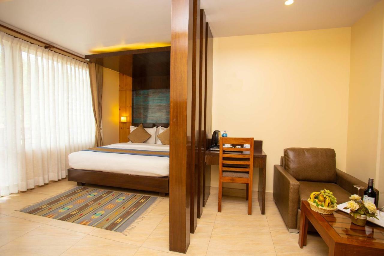 Hotel Lake Paradise Pokhara Ngoại thất bức ảnh